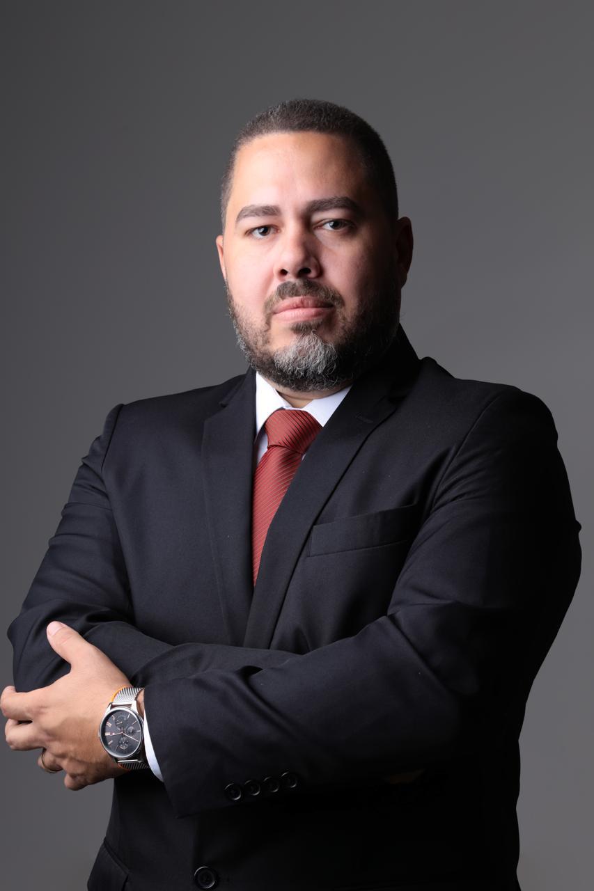 Leonardo H. J. Silveira